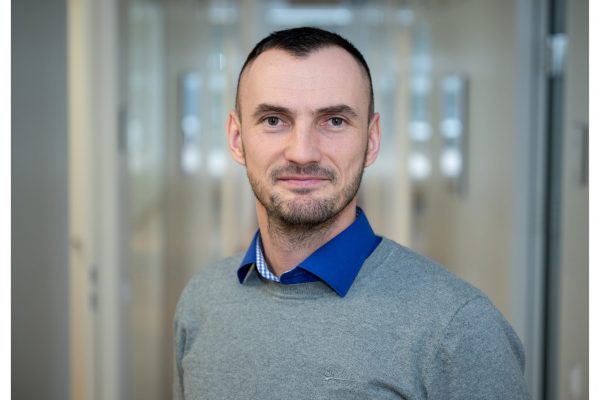 20251128-MMG-Timur-004